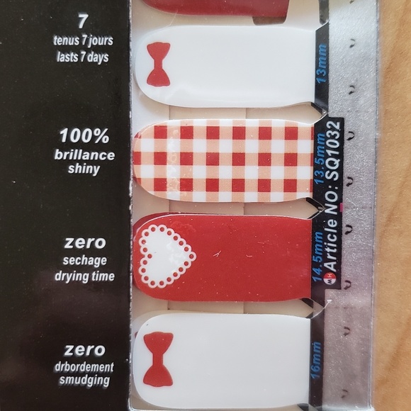 Accessories - Nail Wraps- Fancy Date